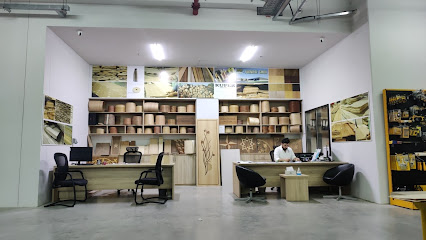 قسم قشرة ICG - عل ، - +974 6677 2250