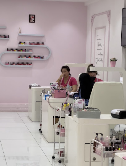 Colours Beauty Studio - Qatar|Doha|Al Mansoura St|7G9M+J3M