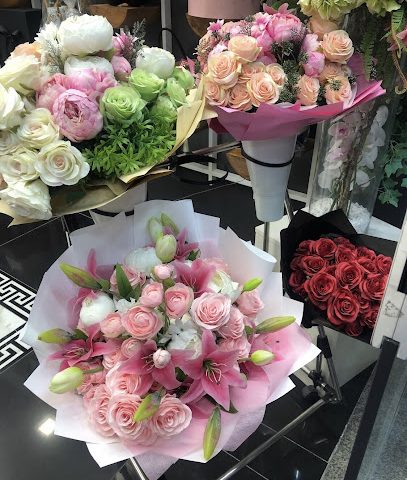 ازهار الزنبق - Doha - +974 7476 4438
