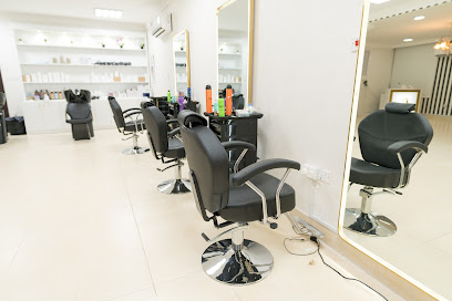 صالون اسرار الجمال - Al Sakhama - +974 6612 5256