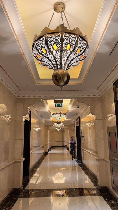 Mounir Salon - Qatar|Lusail|شارع العيون|9GX9+8XC