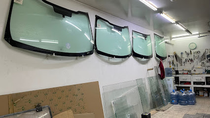 مركز الجودة زجاج سيارات - الذكيرة - +974 6655 4580
