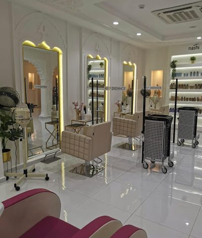 صالون فيجا - الخور - +974 4490 5000