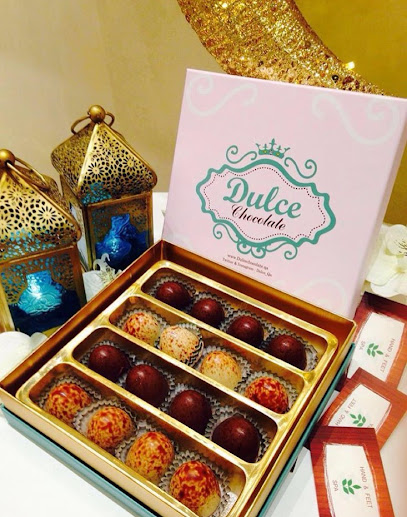 دولسيه شوكلت - دولسي شوكليت - Qatar|Doha|Equestrian Roundabout|7CJJ+JW8