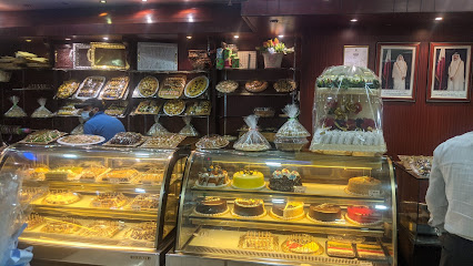 كيكة العسل المميزة العزيزية - الخور - +974 7768 6600