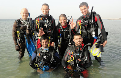 مركز قطر للغوص - الشحانية - +974 6666 2277