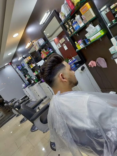 صالون ادامز - Qatar|Doha|6CCP+M4J