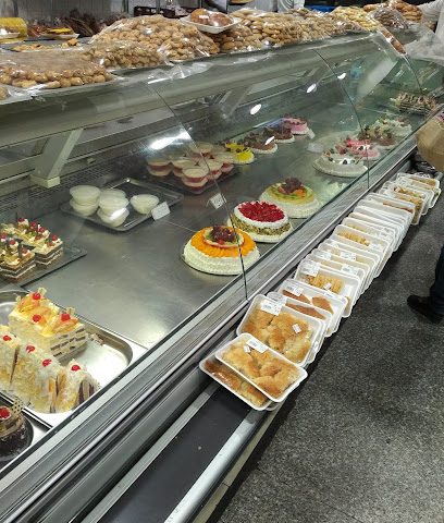 مخبز الخبز الساخن - الخور - +974 4465 2422