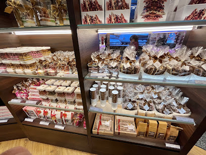 Laderach chocolatier suisse - الريان -
