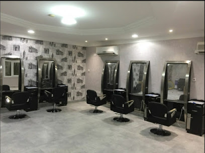 صالون برايسلس للتجميل - طريق الشمال - +974 4412 9129