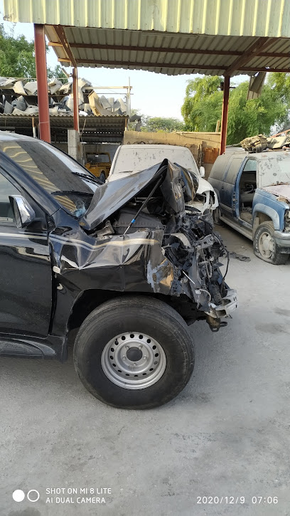 كراج الخط الاصفر - Qatar|Al-Khor Industrial Area